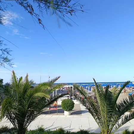 Bed & Breakfast Suitehome Comfort Near The Rimini