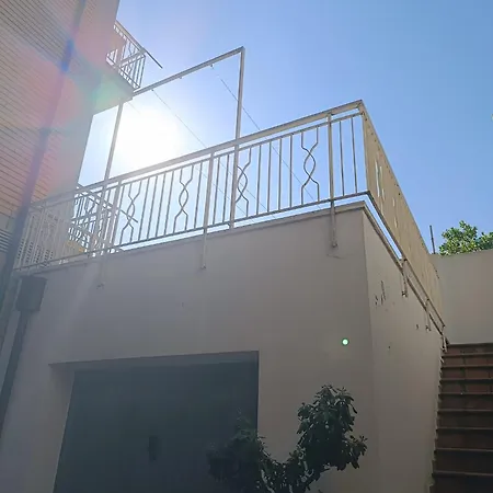 Suitehome Comfort Near The Bed and Breakfast 3*
