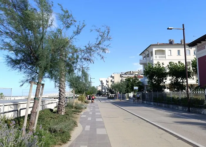 Suitehome Comfort Near The 3* Rimini