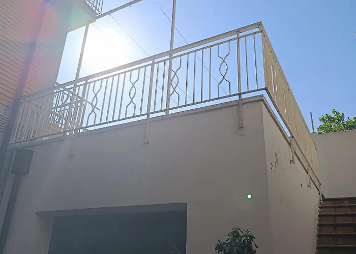 Suitehome Comfort Near The فندق مبيت وإفطار 3*