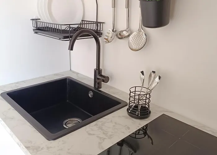 فندق مبيت وإفطار Suitehome Comfort Near The